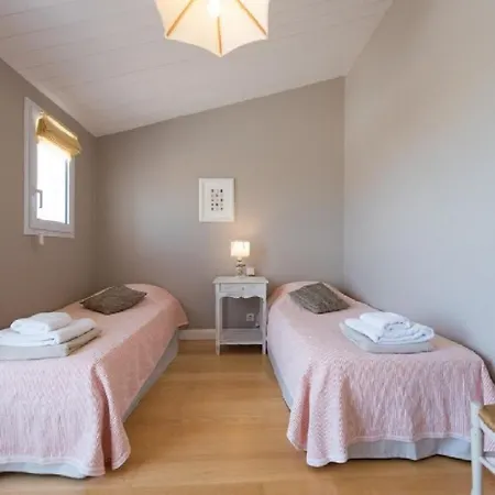 別荘 Magnifique Sur Front De Mer Avec Piscine Chauffee Sur L'ile De Re